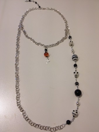 Halloween Party  collana lunga, zucca in lucite, plastica e acciaio